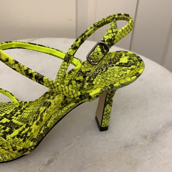 Gianni Bini Neveena Neon Green Snake Print Sandal - Picture 5 of 10